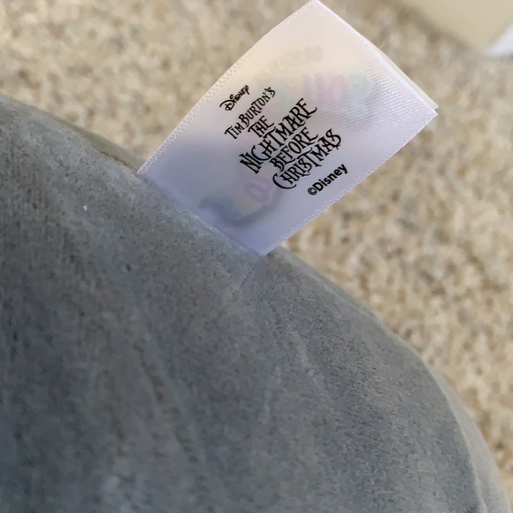 Squishmallow Barrel from nightmare before xmas - Picture 7 of 7